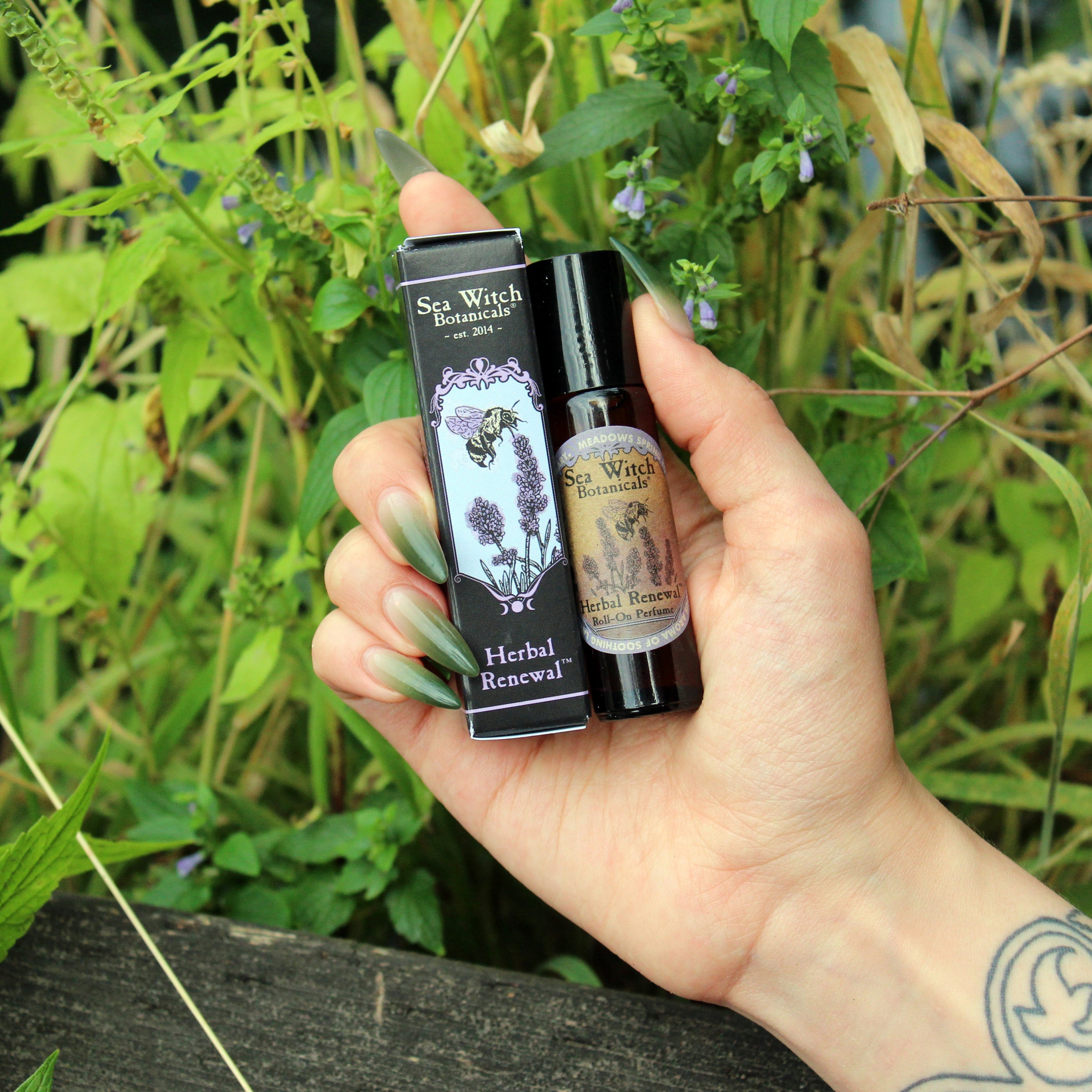 WRPHR1135: Roll On Perfume, Herbal Renewal